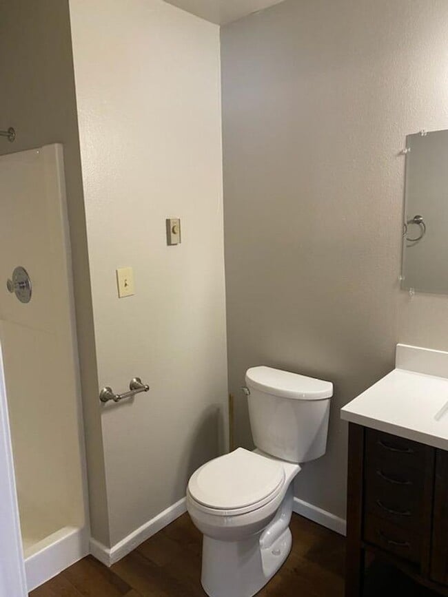 Building Photo - Westwind Condo