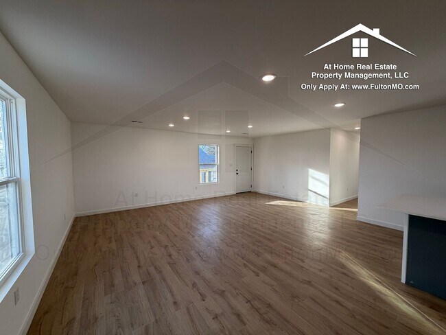 Foto del edificio - 508 E 8th St