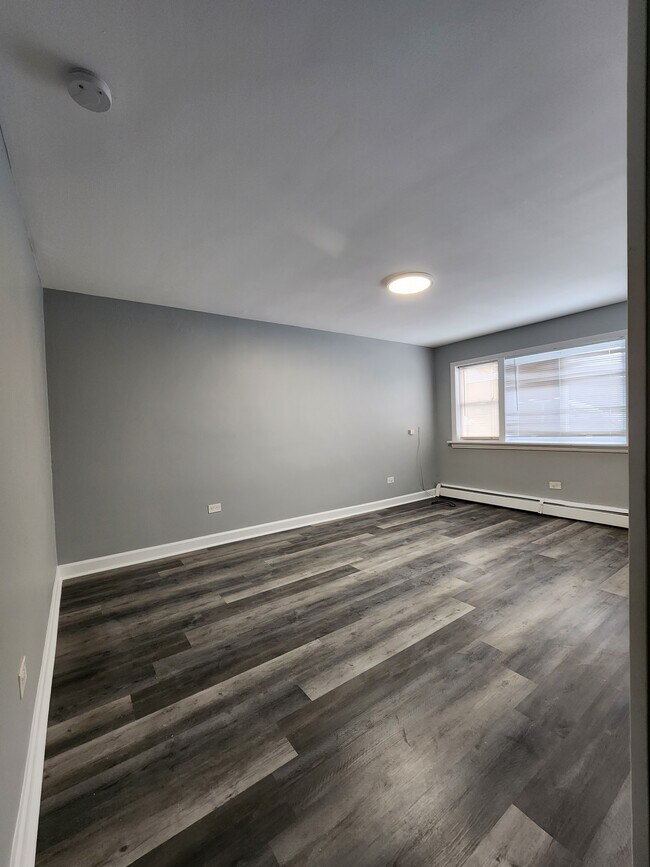 Building Photo - 2820 Lombard Ave