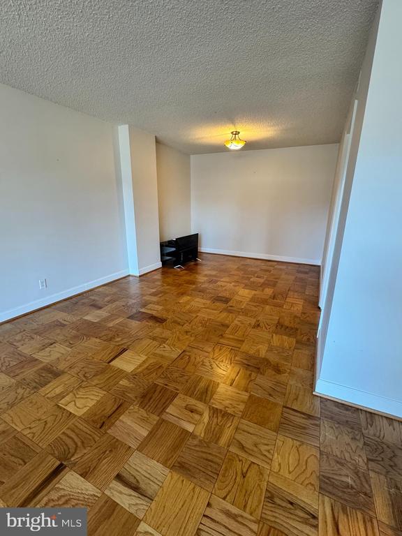 Foto del edificio - 3800 Fairfax Dr