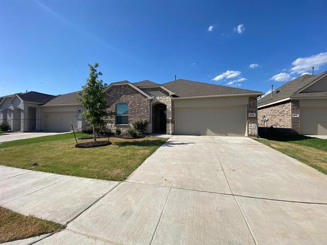 Foto principal - 1709 Lake Grove Dr