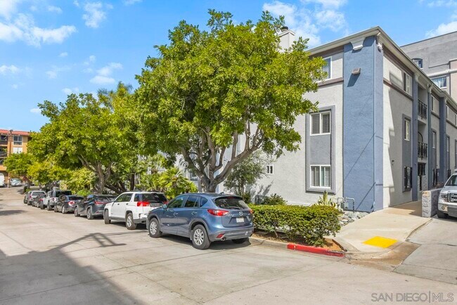 Foto del edificio - 1756 Essex St