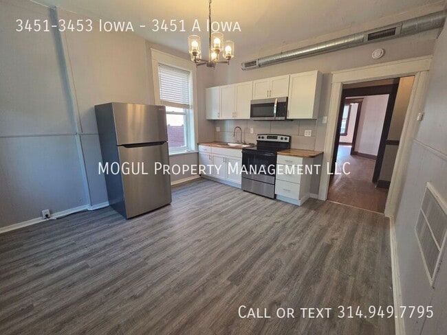 Foto del edificio - 3451-3453 Iowa-3451 A Iowa