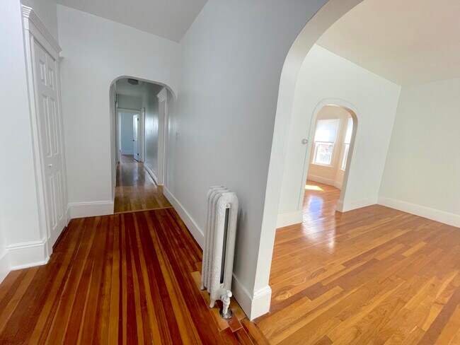 Unit Entrance towards living room - 58 Bickford Ave