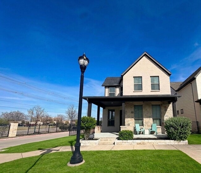 Photo - 8982 Pancho Barnes Trl (Frisco, TX) House