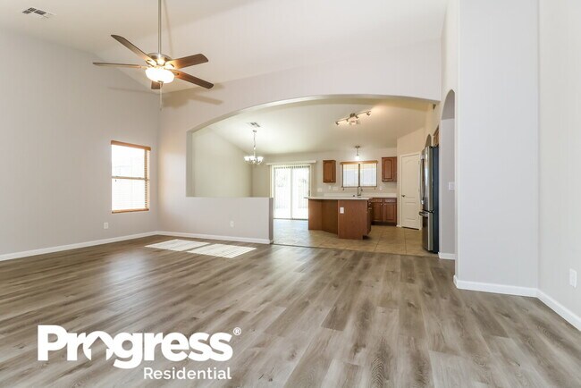 Building Photo - 17517 W Larkspur Dr