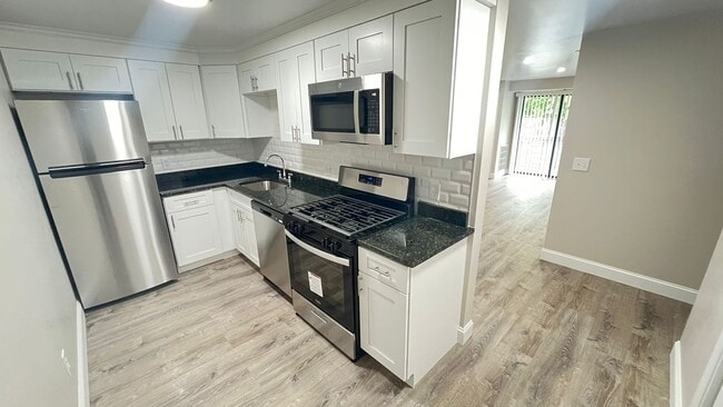 Interior Photo - Pondsview Apartments