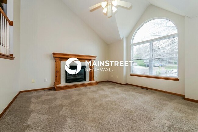 Foto del edificio - 4 Bedroom Pet-Friendly Home in Grain Valley, MO with Main Street Renewal