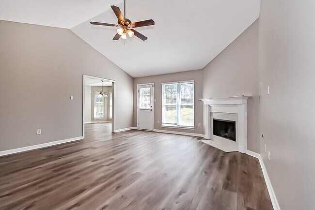 Building Photo - 1670 Timber Creek Dr