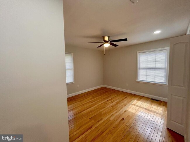 Foto del edificio - 3108 Waverly Dr