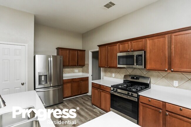 Foto del edificio - 422 Sugarberry Ln