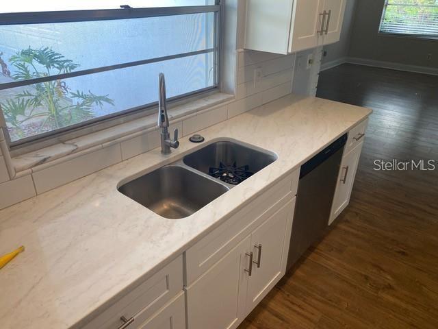 Foto del edificio - 16 Carriage Hill Cir