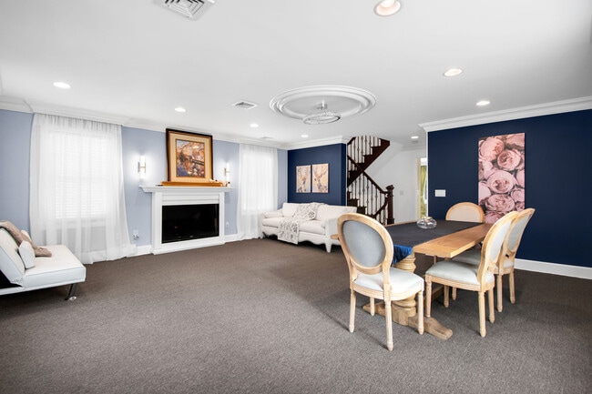Building Photo - 680 Belmont Ave
