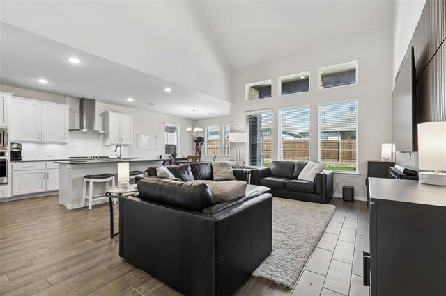 Foto del edificio - 1416 Jackdaw Rd