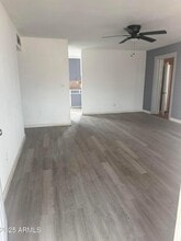 Building Photo - 204 N E St