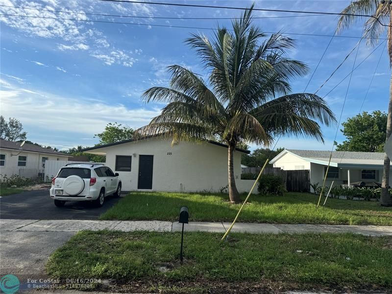 Primary Photo - 225 NW 7th Ct