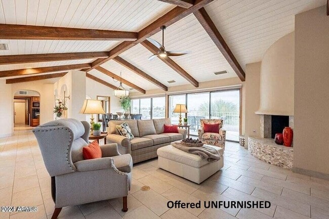 Building Photo - 16120 Cholla Dr