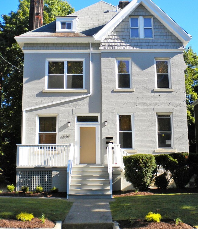Building Photo - 6829 McPherson Blvd