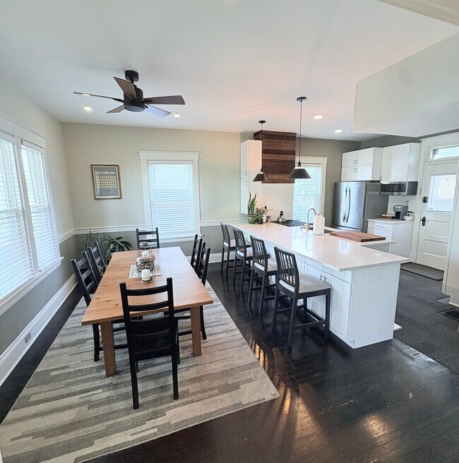 Foto del edificio - 2733 Willard Ave