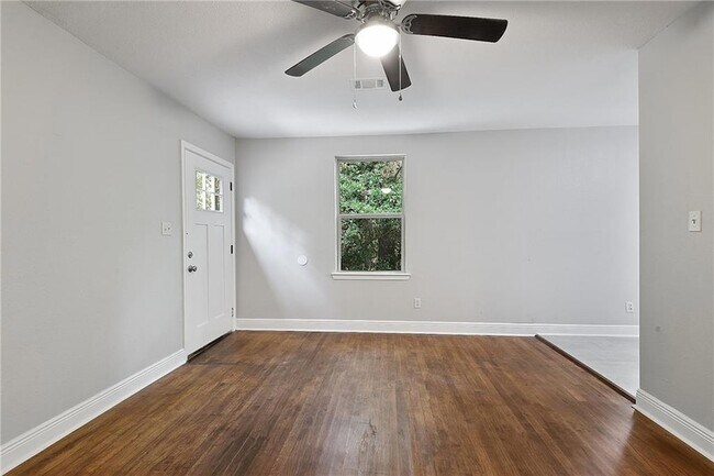 Foto del edificio - 57468 Cedar Ave