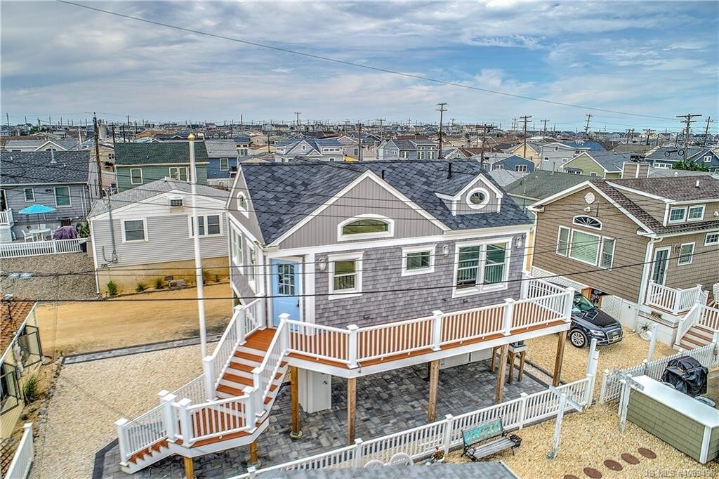 Primary Photo - 117 W Plover Way