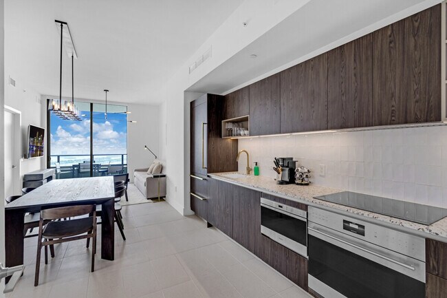 Foto del edificio - 125 NE 6th St