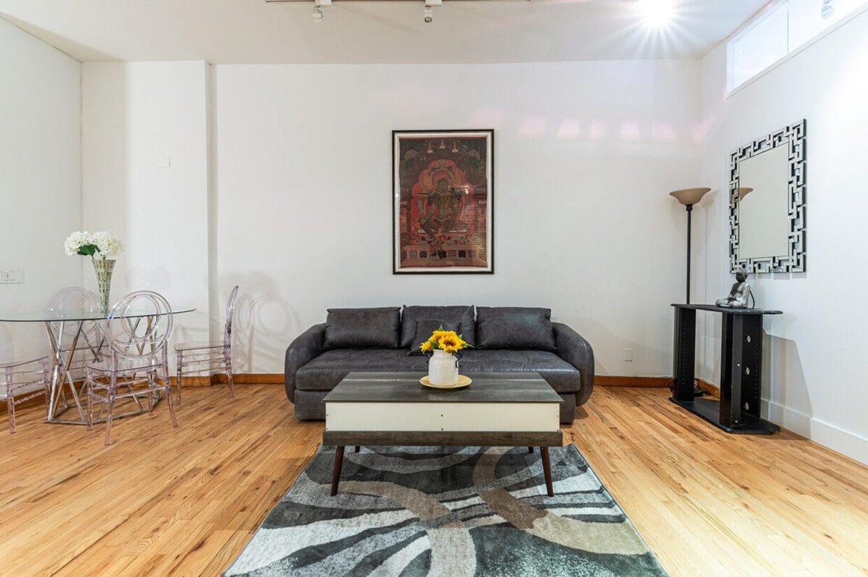 Foto principal - 62 Warren St