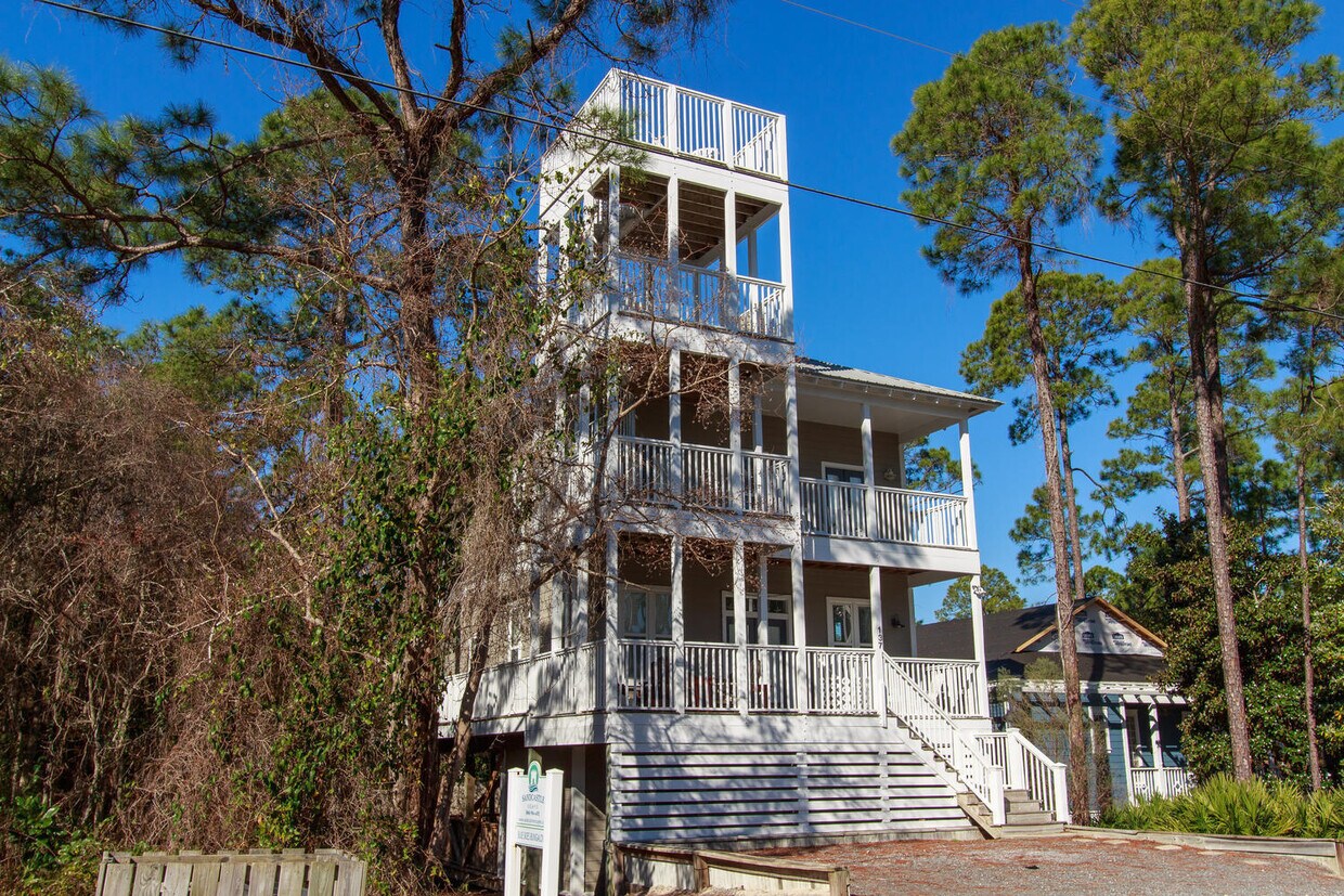 Primary Photo - 137 San Juan Ave