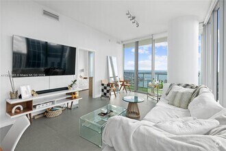 Building Photo - 888 Biscayne Blvd