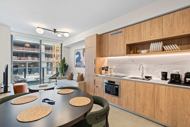 Foto del edificio - 11 NE 6th St