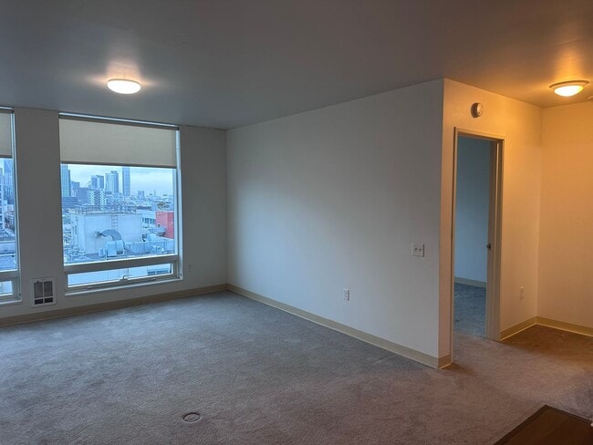 Foto del edificio - Beautiful 2 bedrooms 2 bath BMR unit in SOMA