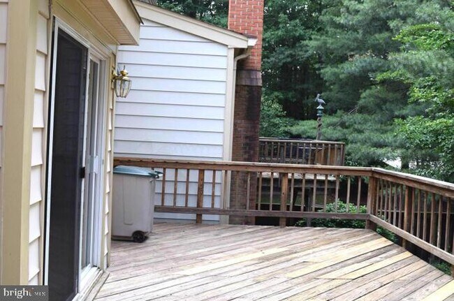 Building Photo - 4605 Luxberry Dr