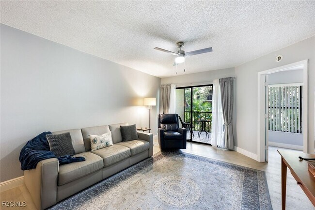 Foto del edificio - 15177 Parkside Dr
