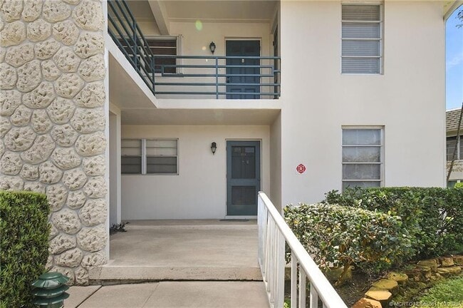 Photo - 1900 S Kanner Hwy Apartment