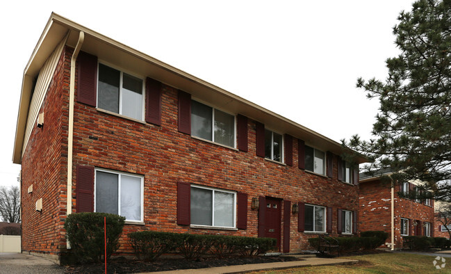 Building Photo - Heritage Apartments