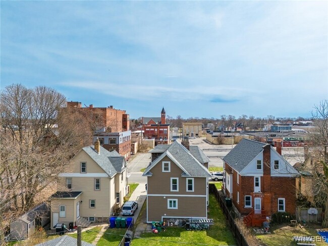 Building Photo - 1636 8th St