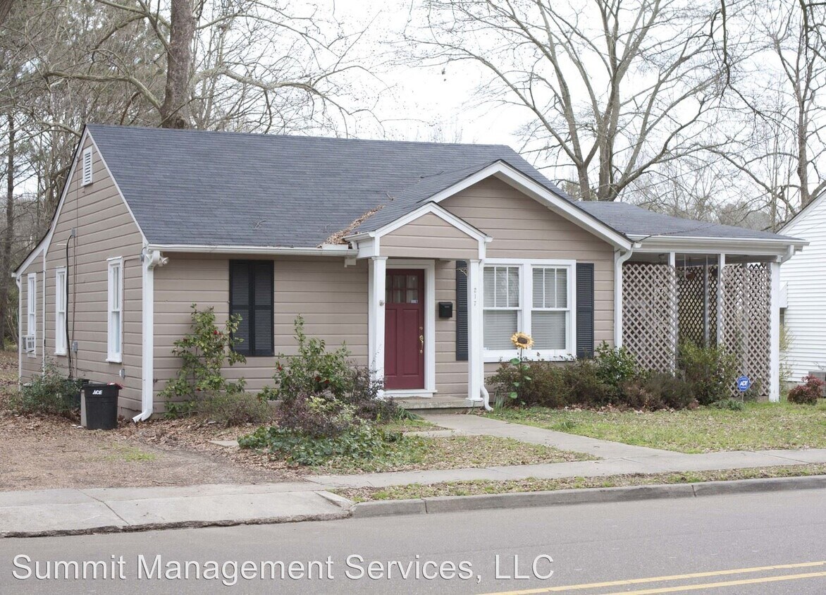 217 S 18th St, Oxford, MS 38655 House Rental in Oxford, MS