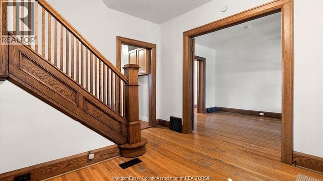 Building Photo - 351 Moy Ave