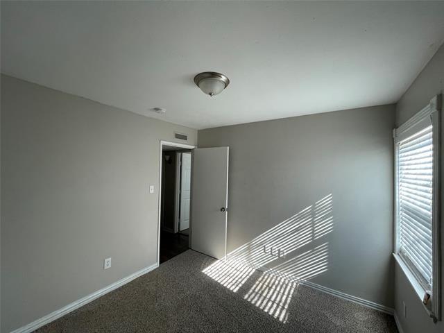 Building Photo - 8409 Chesham Dr