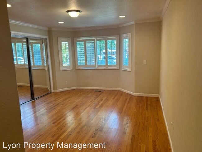 Building Photo - 3 br, 3 bath House - 1204 Redcliff Drive