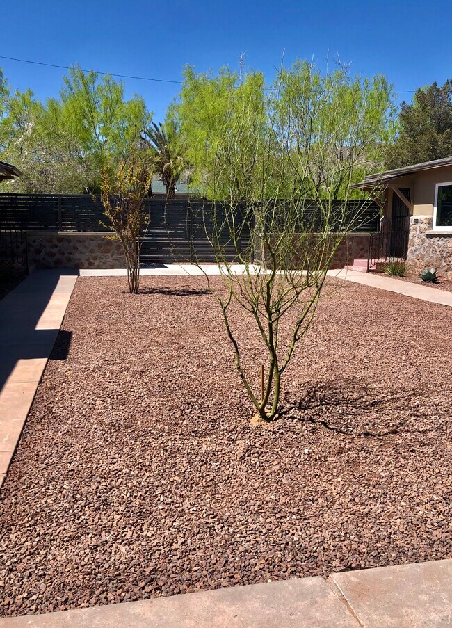 Foto del edificio - 310 E Baltimore Dr