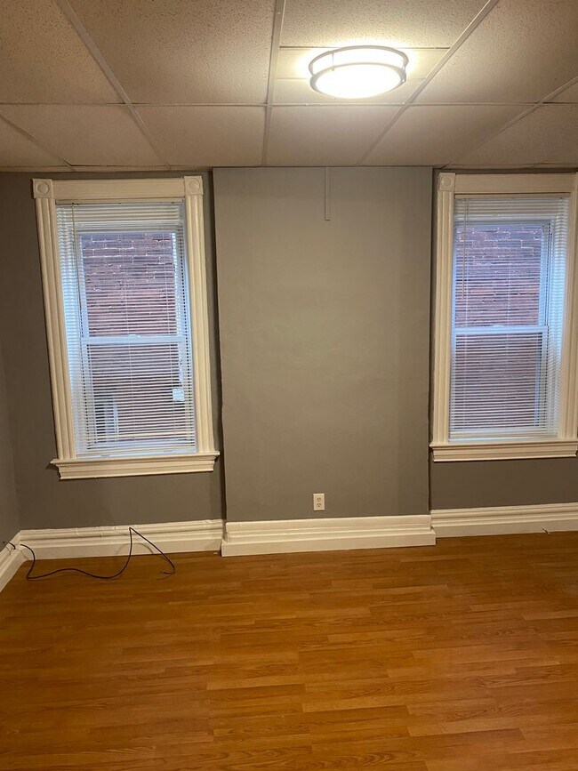 Foto del edificio - 4238 Botanical Ave