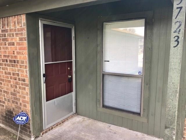 Building Photo - 3723 Hulen Park Cir