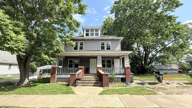 Building Photo - 1083 Stroman Ave