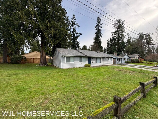 Foto del edificio - 4 br, 2 bath House - 23601 53rd Ave W