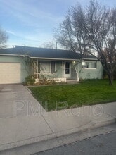 Building Photo - 1811 N Nevada St