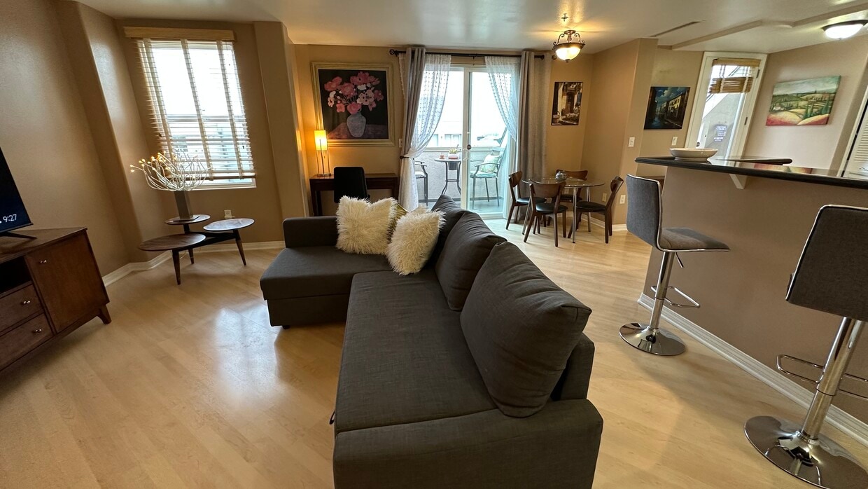 Photo - 1601 India St (San Diego, CA)