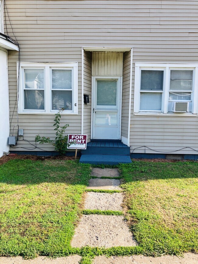 Building Photo - 133 Campbell Ave