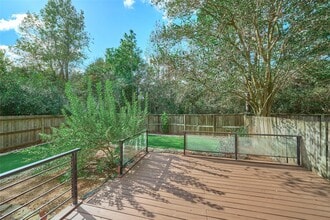 Building Photo - 102 N Walden Elms Cir