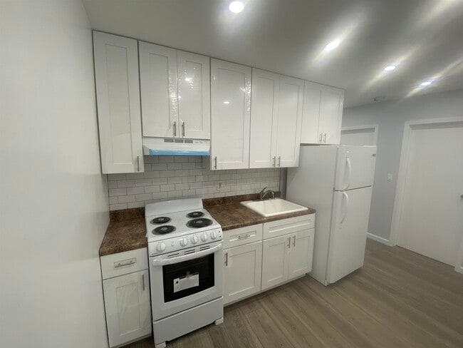 Foto del edificio - 1204 13th St